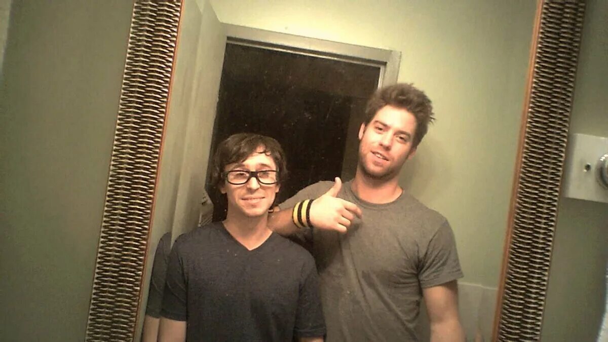 з 2012. мэгги грейс напролом 2012. з 2012. з 2012. джош хатчерсон неуловимые.