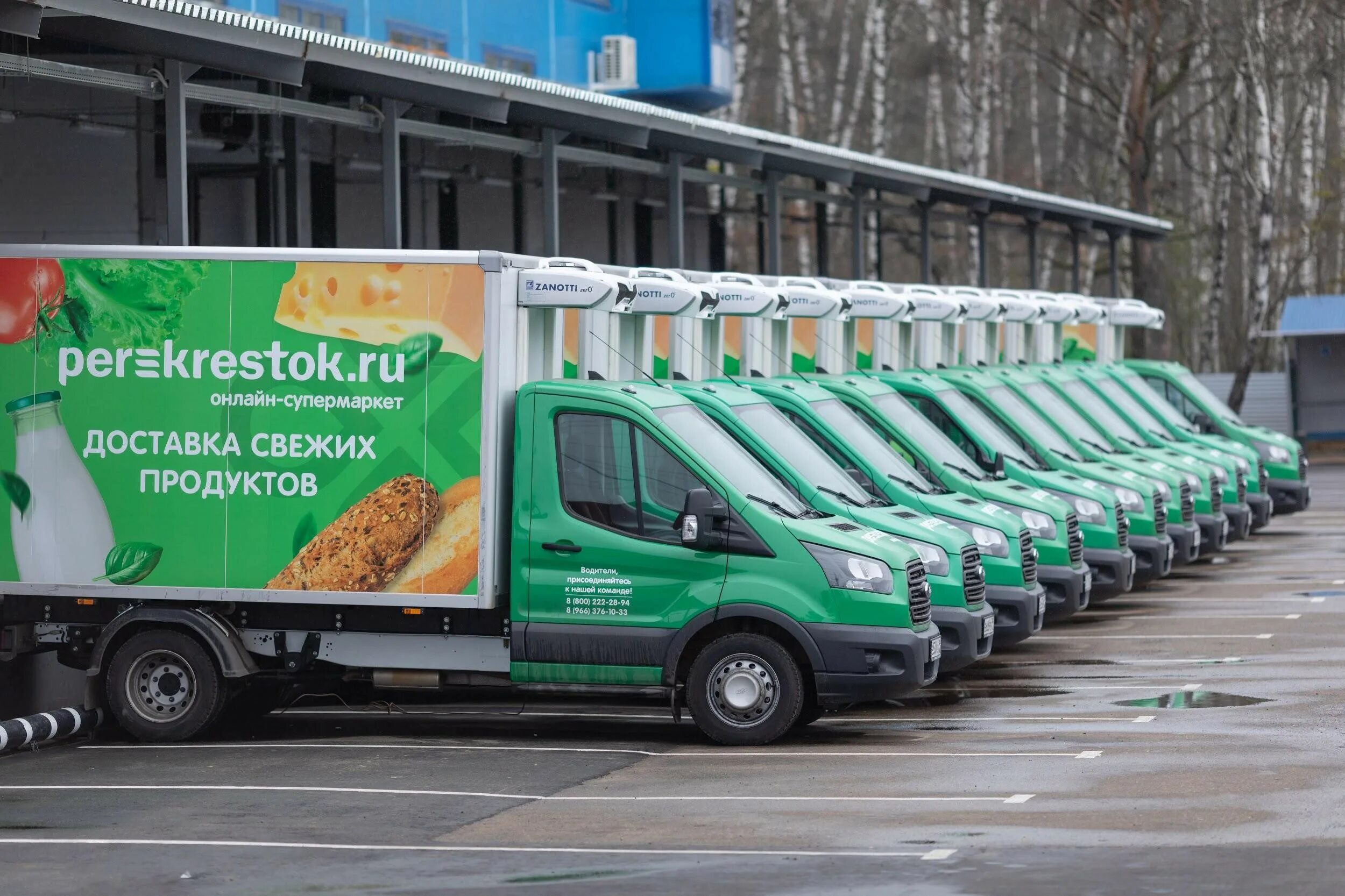 Грузовичков работает. Форд Транзит перекресток впрок. Ford Transit впрок. Перевозка продуктов. Автомобиль для перевозки продуктов питания.