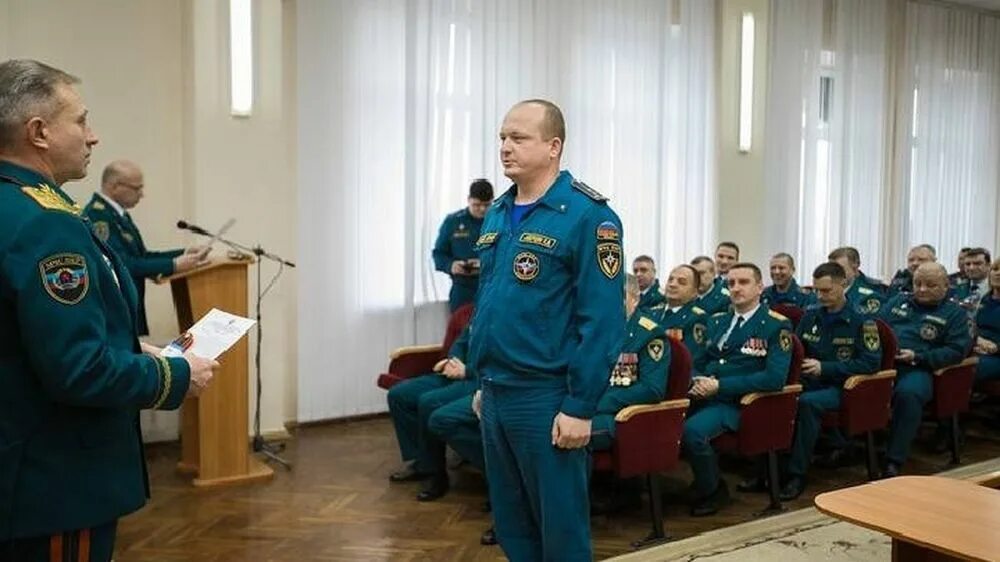 Спас награждены. Кацавалов мчс. награждение мчс. с днем спасателя мчс. сотрудник мчс.