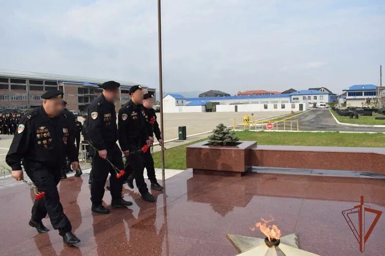 Командир омон каспийск. Омон махачкала. Росгвардия фото. Омон скорпион каспийск. Росгвардия каспийск.