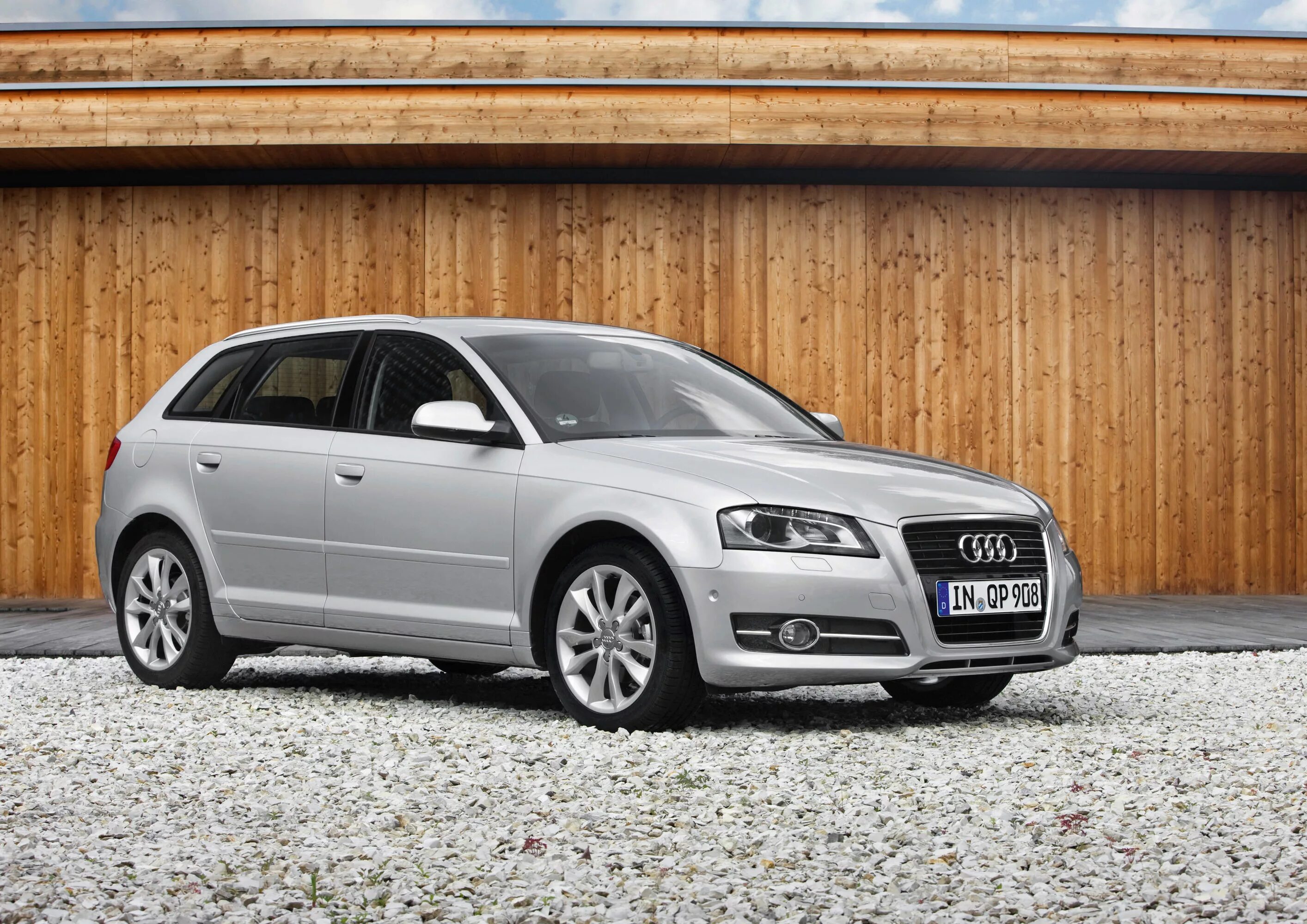 Audi a3 хэтчбек. Audi a3 Sportback. Audi a3 2013 хэтчбек. Audi a3 2010 года.