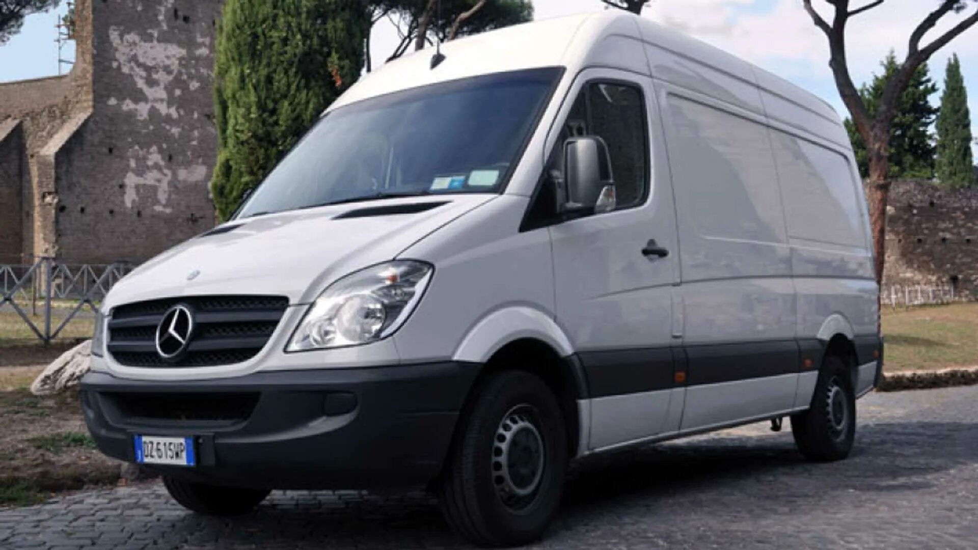 Спринтер калининград. Mercedes-Benz Sprinter 316. Mercedes-Benz Sprinter 316 CDI. Мерседес Бенц 316 CDI Sprinter. Mercedes Benz 316 CDI.