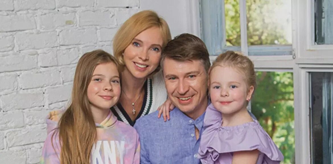 Татьяна Тотьмянина и Алексей Ягудин приехали в город, где играли свадьбу 5 лет н