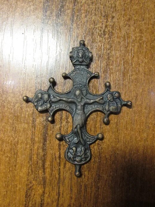 Крестик лепесток 84 проба серебро. Старинные нательные крестики. Кресты раскрывающие. Крест рисунок карандашом. Иерейский крест с николаем чудотворцем.