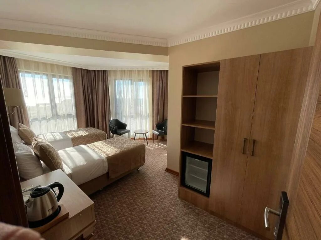 Sultan hamit hotel istanbul. Hamit hotel istanbul. Joyway hotel 4* (султанахмет (центр)). 4 yildiz. Sultanhamit hotel 4 турция султанахмет.