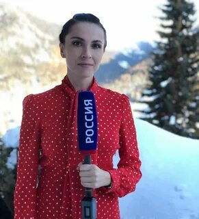 Журналистка оберегает автомобиль от воров