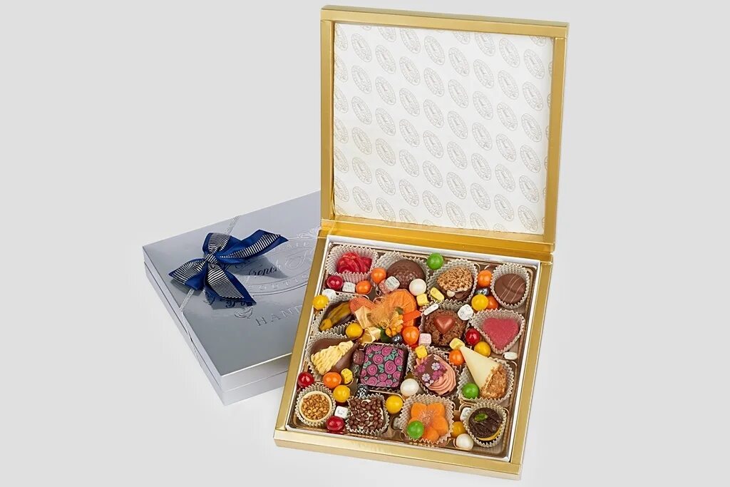 Конфеты интернет магазин с доставкой. Френч кисс конфеты. конфеты french kiss chocolate. наборы френч кисс. френч кисс конфеты ассорти.