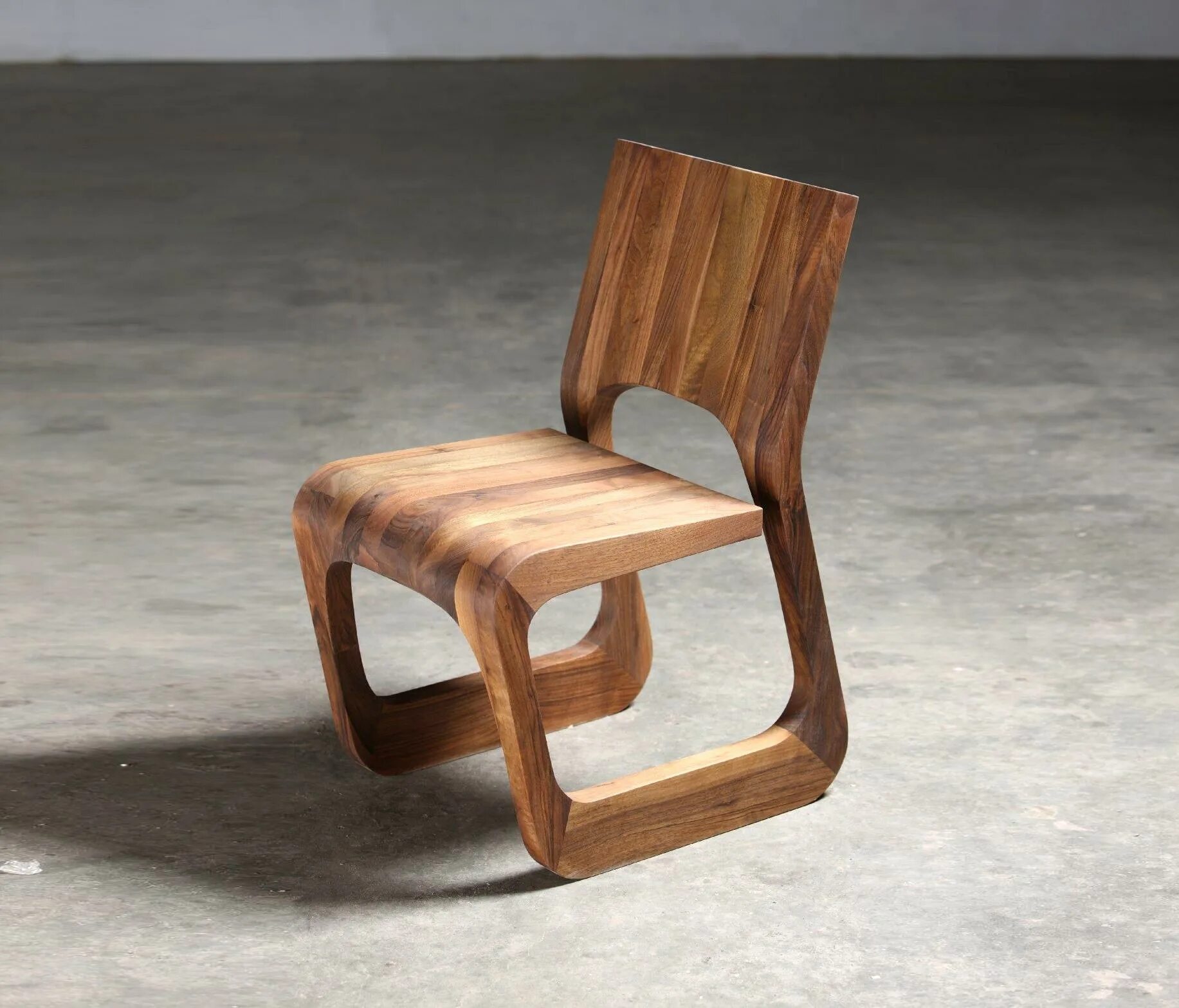 Wooden chair. Дизайнерские стулья из дерева. Необычные стулья из дерева. Необычный табурет. Необычные дизайнерские стулья из дерева.