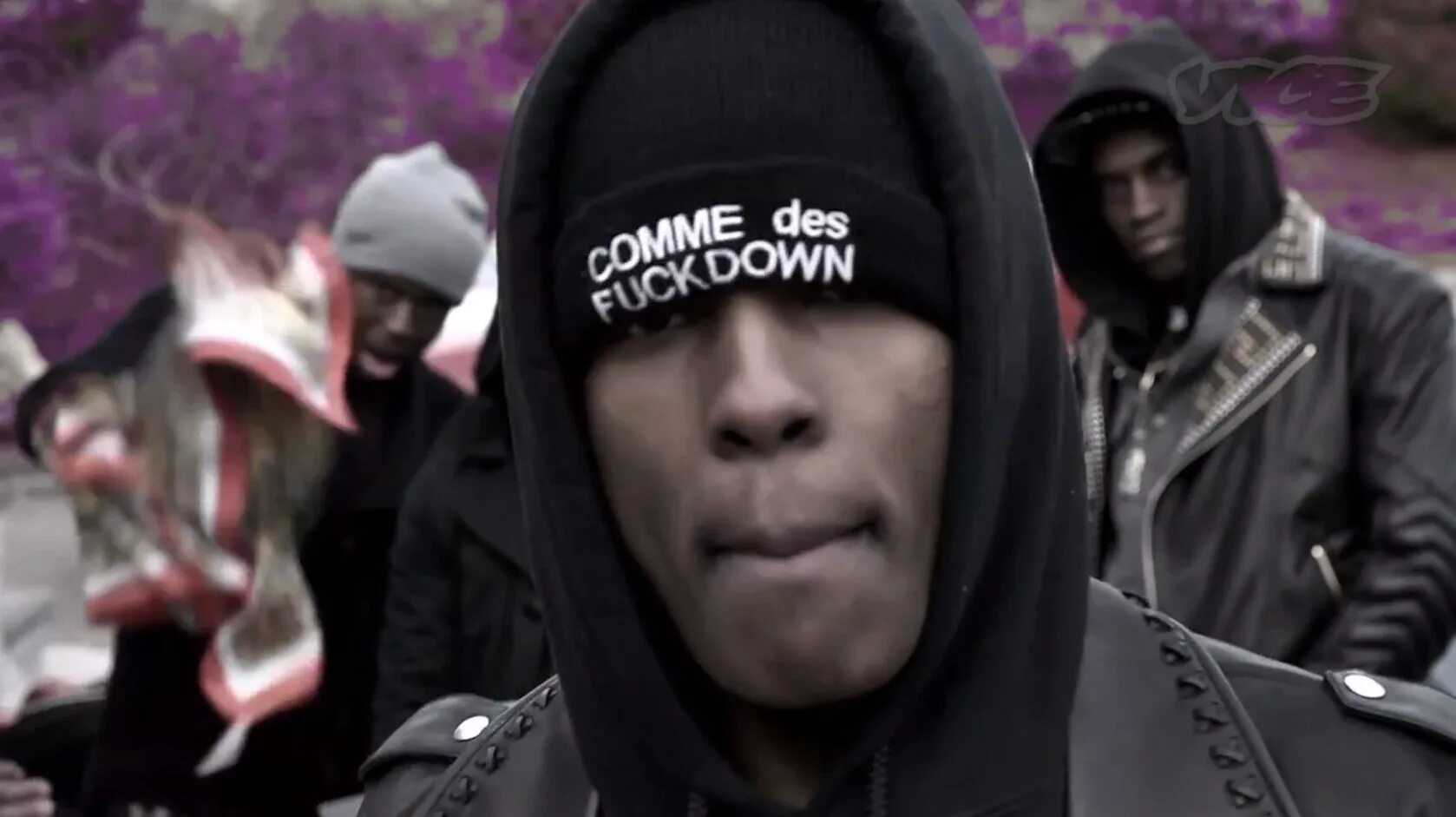 F de s. ASAP Rocky comme des fuckdown. Шапка comme des fuckdown. ASAP Rocky fuckdown. ASAP Rocky wassup.