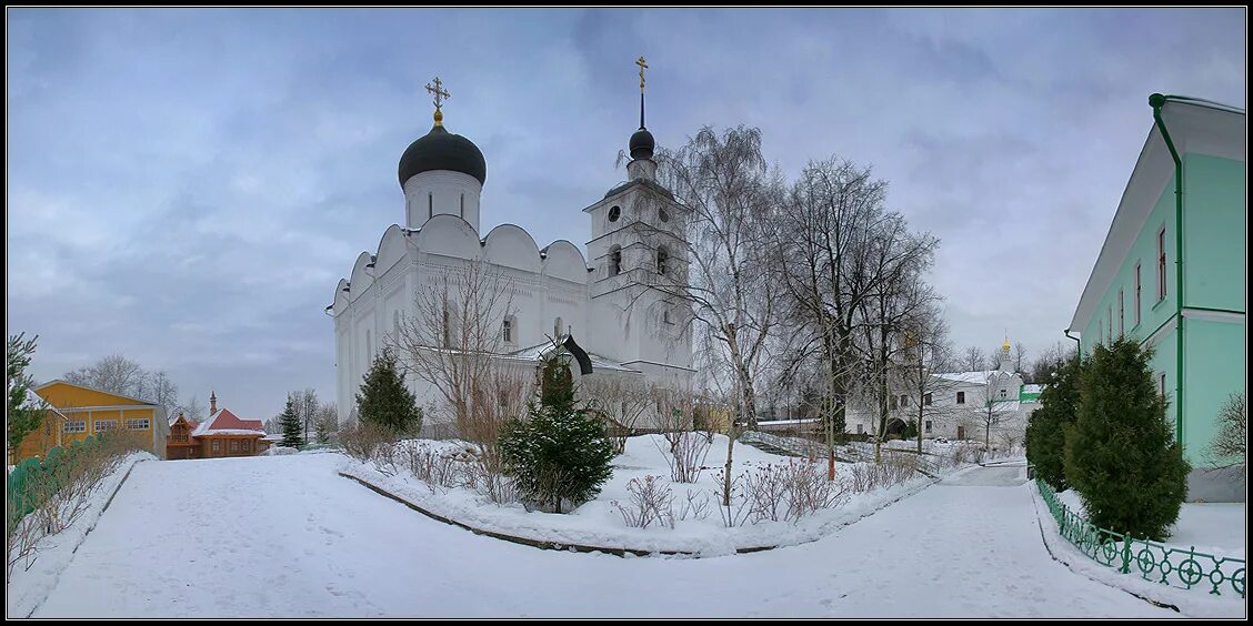 Русская община дмитров. Борисоглебский монастырь Дмитров. Борисоглебский монастырь Дмитров памятник. Борисоглебский. Церковь Троицы Живоначальной.. Борисоглебский монастырь Дмитров фото.