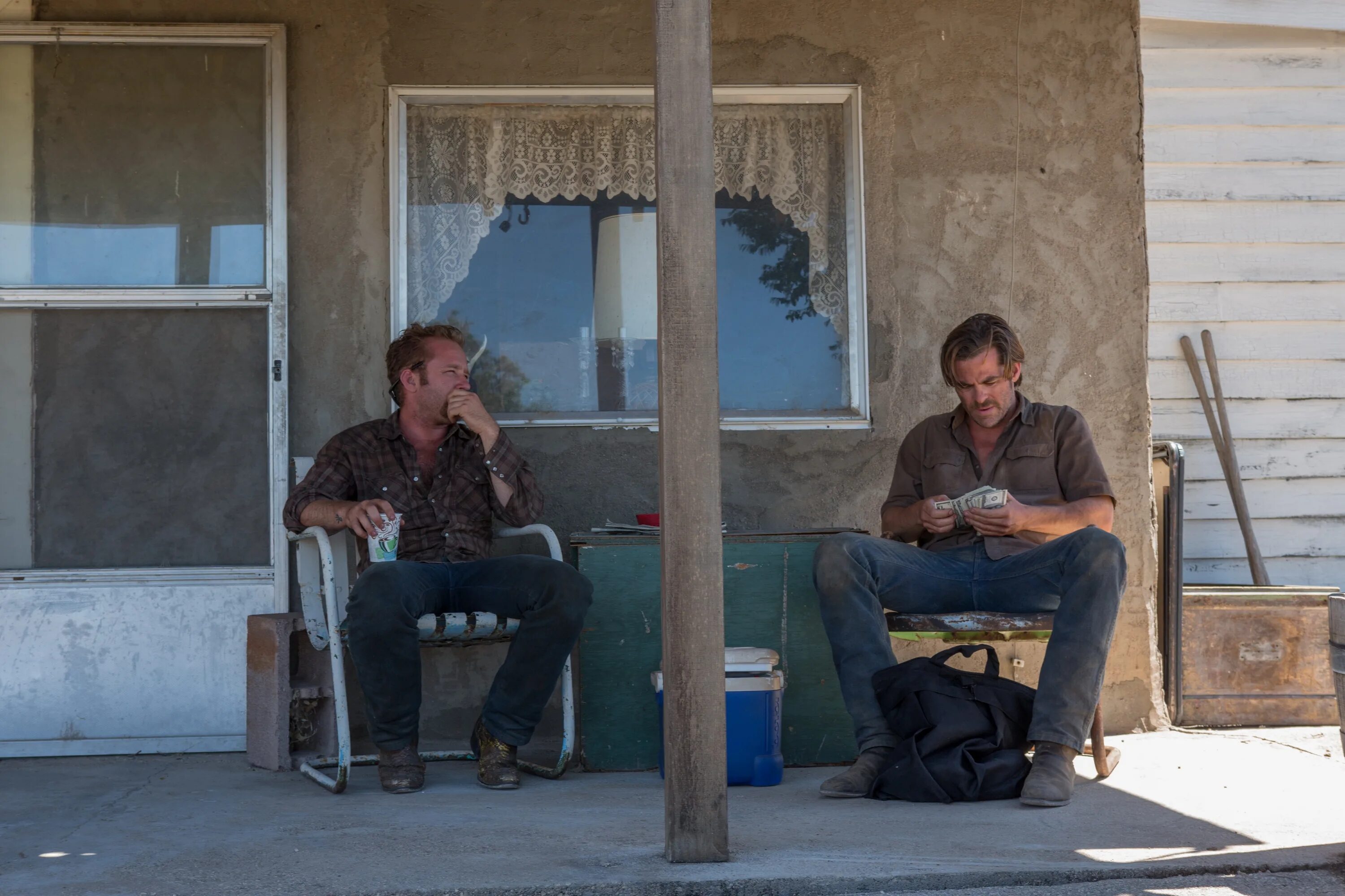 Вписаться любой ценой. Любой ценой 2016. бен фостер любой ценой. hell or high water 2016. бен фостер кадры.