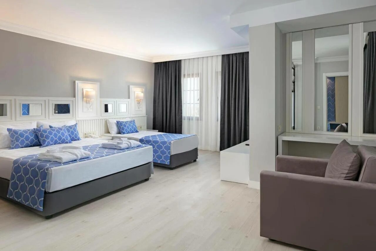 Loxia comfort resort side. Фэмили лайф сиде. fun sun family life side 5 турция. loxia comfort club side 5. loxia comfort club side 5 турция.
