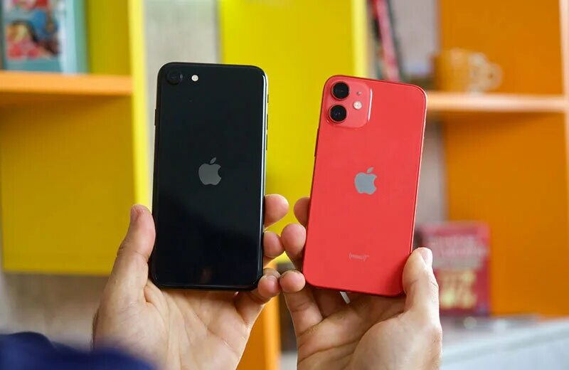 12 mini vs se. Apple iphone se3 (2025). айфон se 3 2025. iphone 12 mini vs se 2016. iphone 12 mini vs se 3.