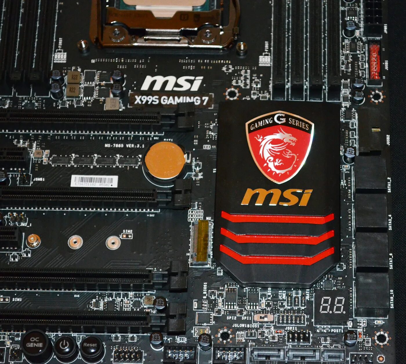 Msi gaming 7. MSI x99. MSI x99a Gaming 7. MSI x99 Gaming красная. X99 оранжевая.