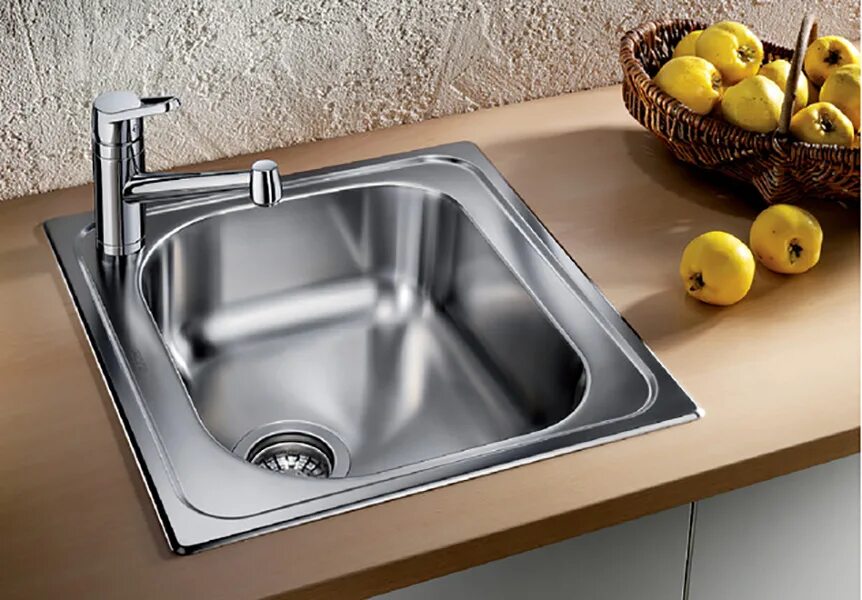 Мойка бланко дельта угловая. Мойка кухонная zorg inox pvd szr. Раковина для кухни нержавейка. Мойки бланко из нержавейки. Двойная раковина на кухне у окна.
