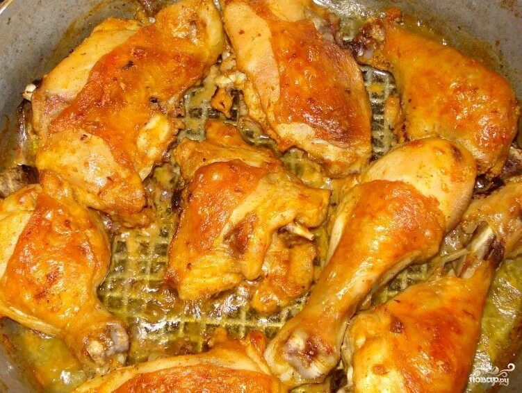 Обжарить курицу в духовке. Маринад для курицы. курица в духовке с хрустящей корочкой кусочками. курица в майонезе в духовке.