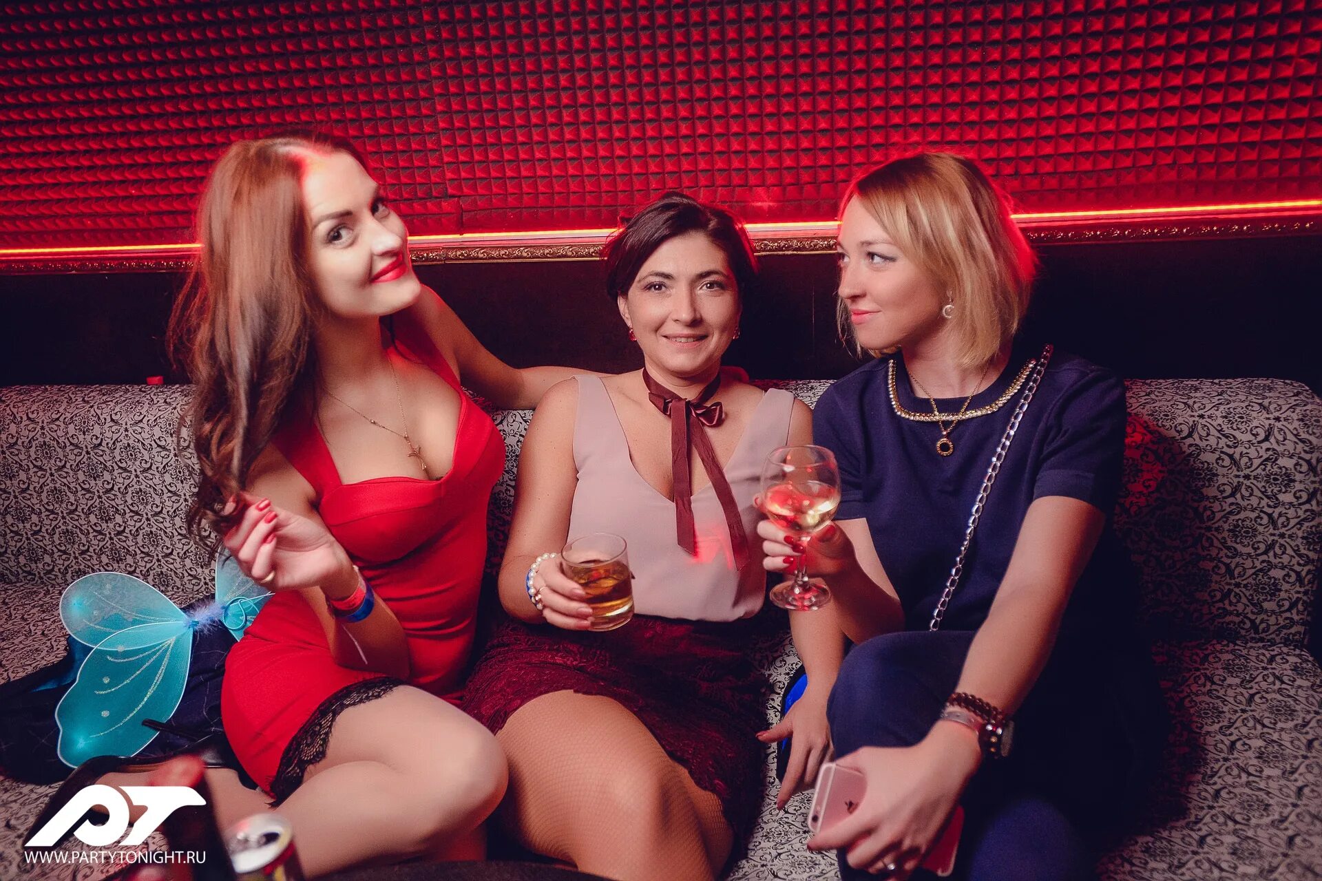 пурпур клуб москва. караоке бар. пур пур клуб москва фотоотчет. пурпур клуб москва. Pur pur череповец.