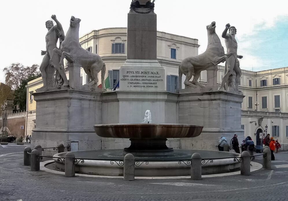 Pivs vii pont max. Pivs vii pont max. Статуи диоскуров в риме. Pivs vii pont max. Pivs vii pont max.