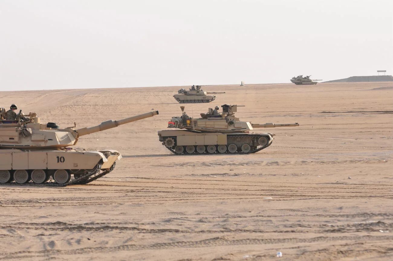 Сво танки абрамс. M1a1 Abrams. Абрамс м1а2. M1a2 Abrams Kuwait. Танки Абрамс.