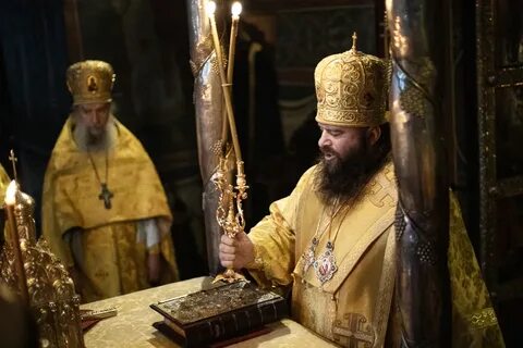 Наместник лавры