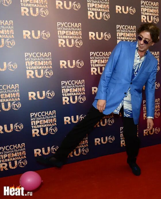 Лепс одежда между. Григорий лепс премия ру тв. иван лепс. егор лепс. лепс ха.