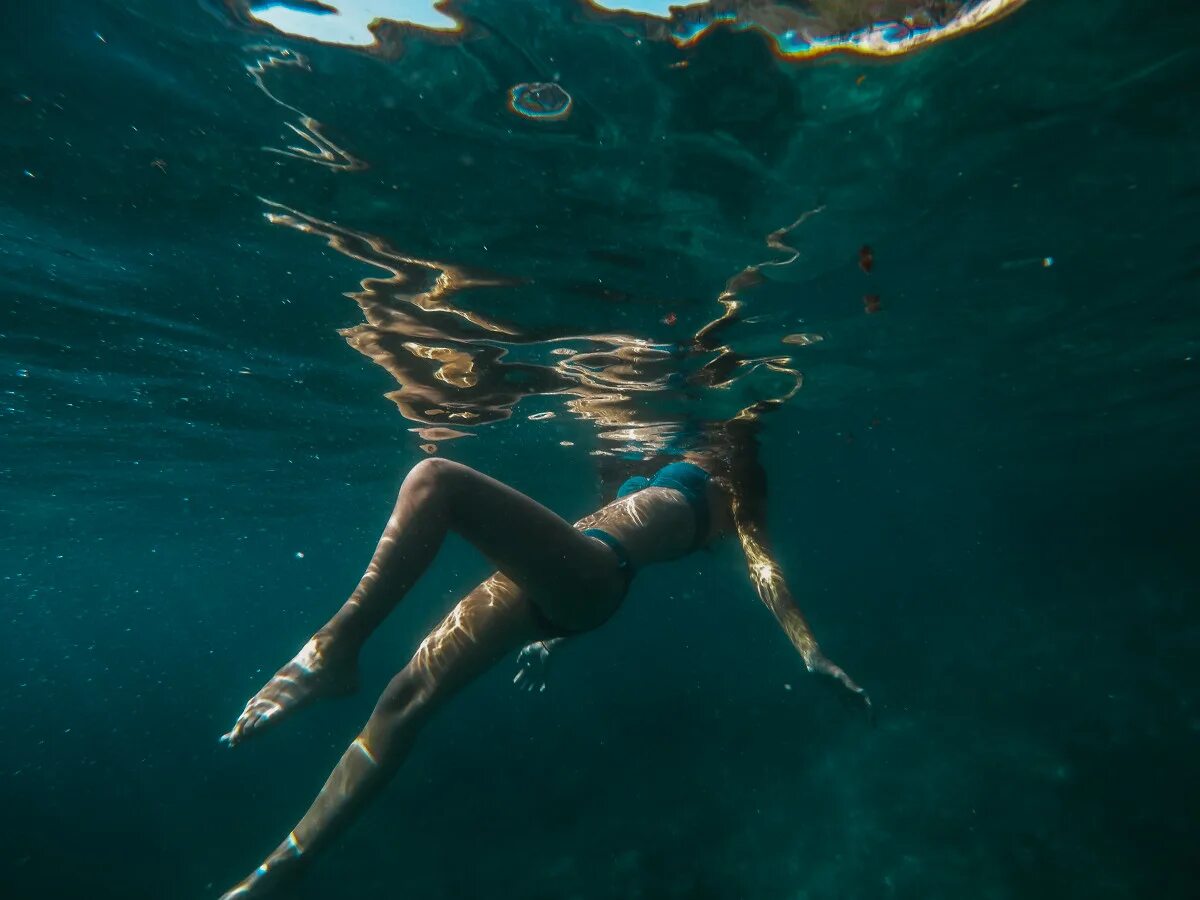 Плавание Эстетика. Под водой. Девушка под водой. Плавание девушки. Прелести воды