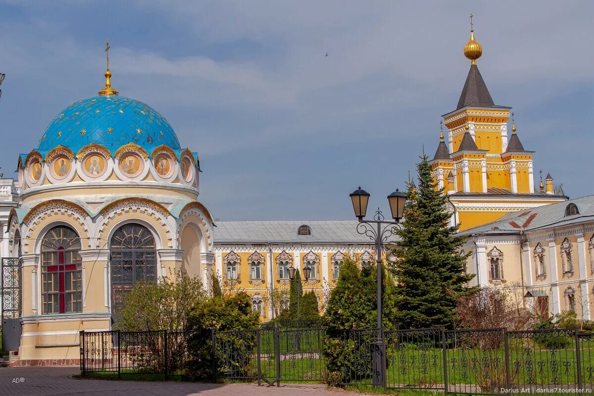 Свято никольский угрешский. Дзержинский монастырь Николо Угрешский. Монастырь в Дзержинске Николо Угрешский. Николо-Угрешский монастырь в Дзержинском.