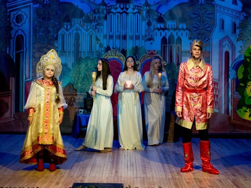 царевна лягушка дк машиностроитель. царевна лягушка юбилейный смоленск. царевна лягушка юбилейный смоленск. спектакль «царевна-лягушка» йошкар ола. царевна лягушка дк машиностроитель.