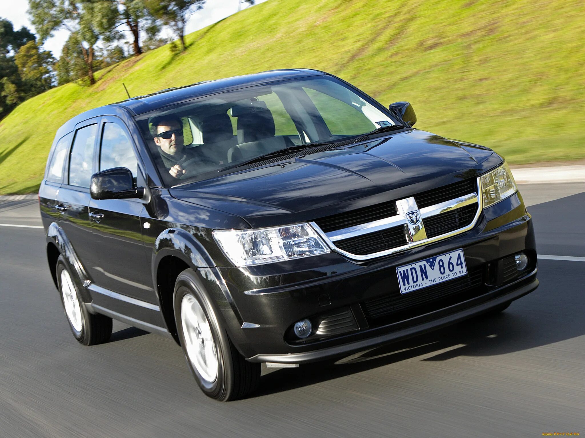 Dodge Journey 2008. Чорни Додж. Машина Додж Джорни. Додж Джорни 2009. Journey 2008