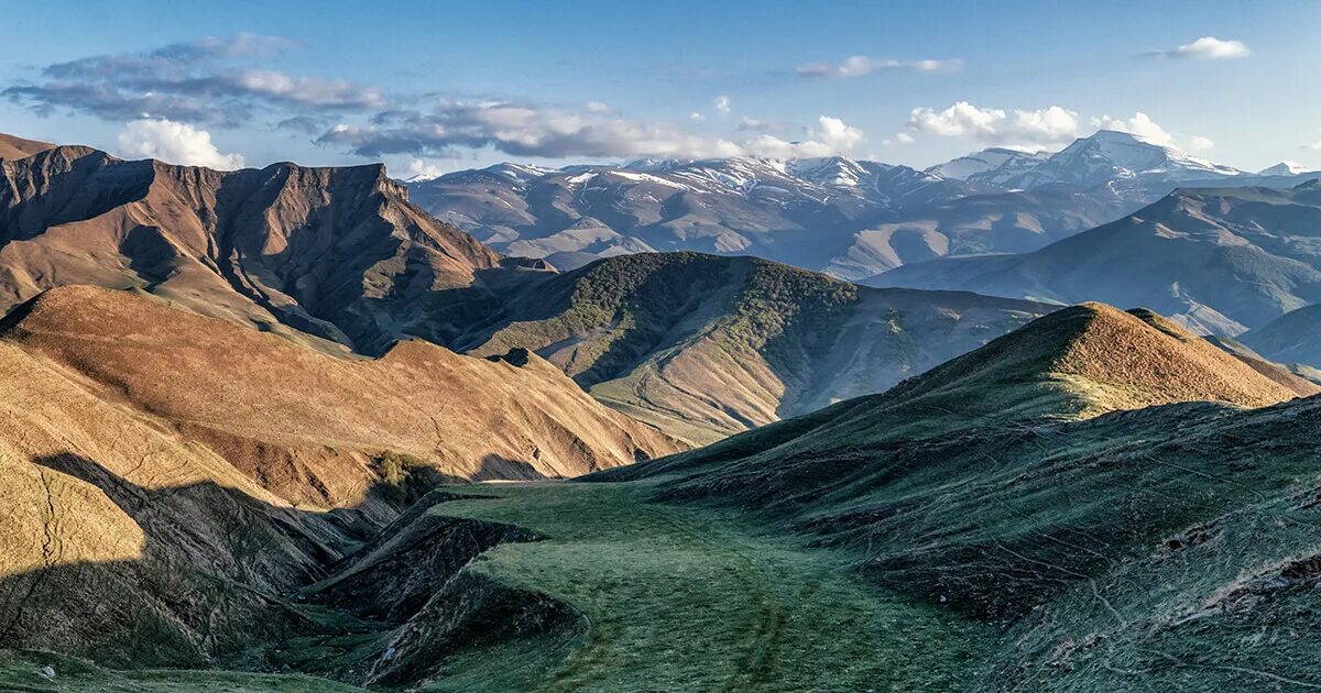 Тур в горы дагестана. Этнотур Дагестан. Дагестан 2022 горы. Дагестан горы Сахит. В горах Дагестана июль.
