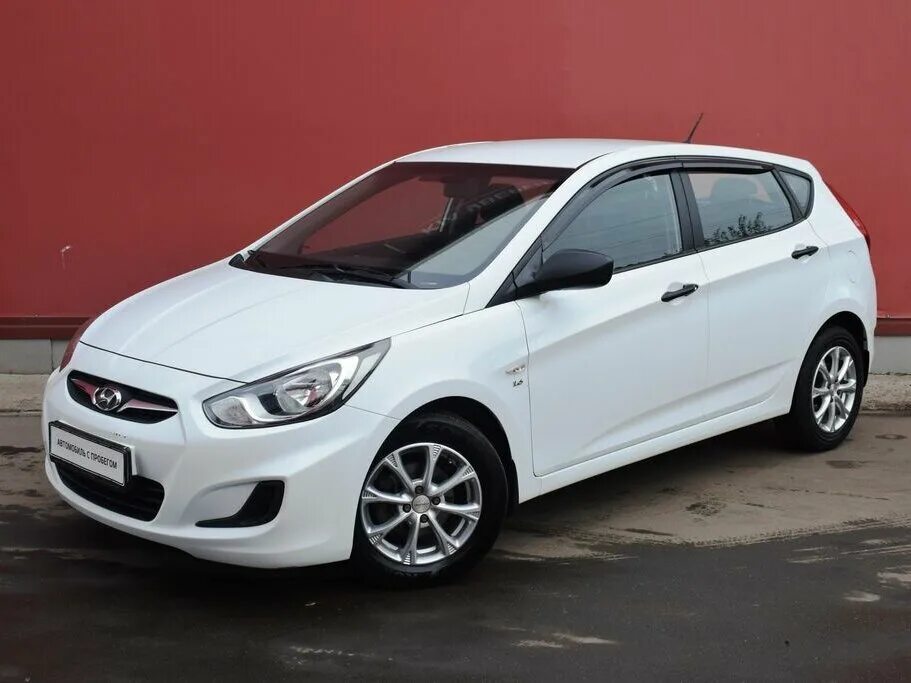 Hyundai solaris hatchback 2014. Hyundai solaris 2013. Хендай солярис хэтчбек 2013. Hyundai solaris 1 хэтчбек. Hyundai solaris hatchback 2013.