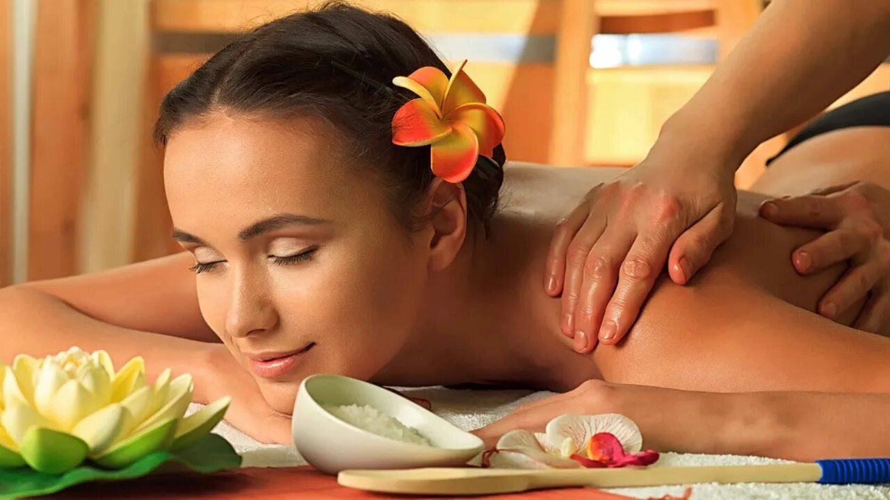 Natural therapy. Спа программа. Массаж картинки. Оздоровительный массаж. Тайский массаж фото.