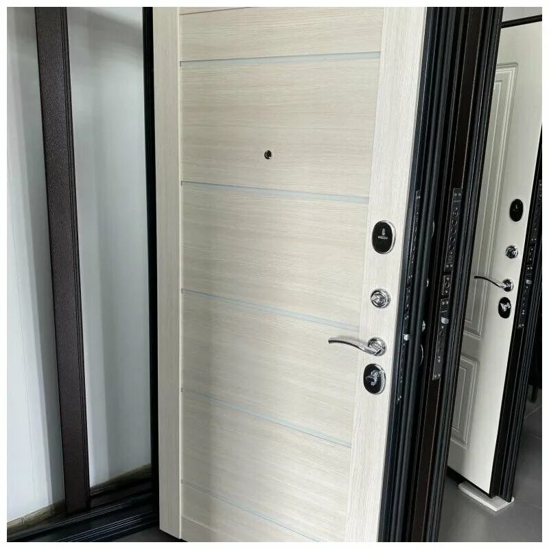 5 см муар темный кипарис царга. Дверь мет. Ferroni 11 см isoterma серебро лиственница беж царга 860*2050 правая. Дверь isoterma 11см серебро царга. 9 см серебро лиственница беж царга.