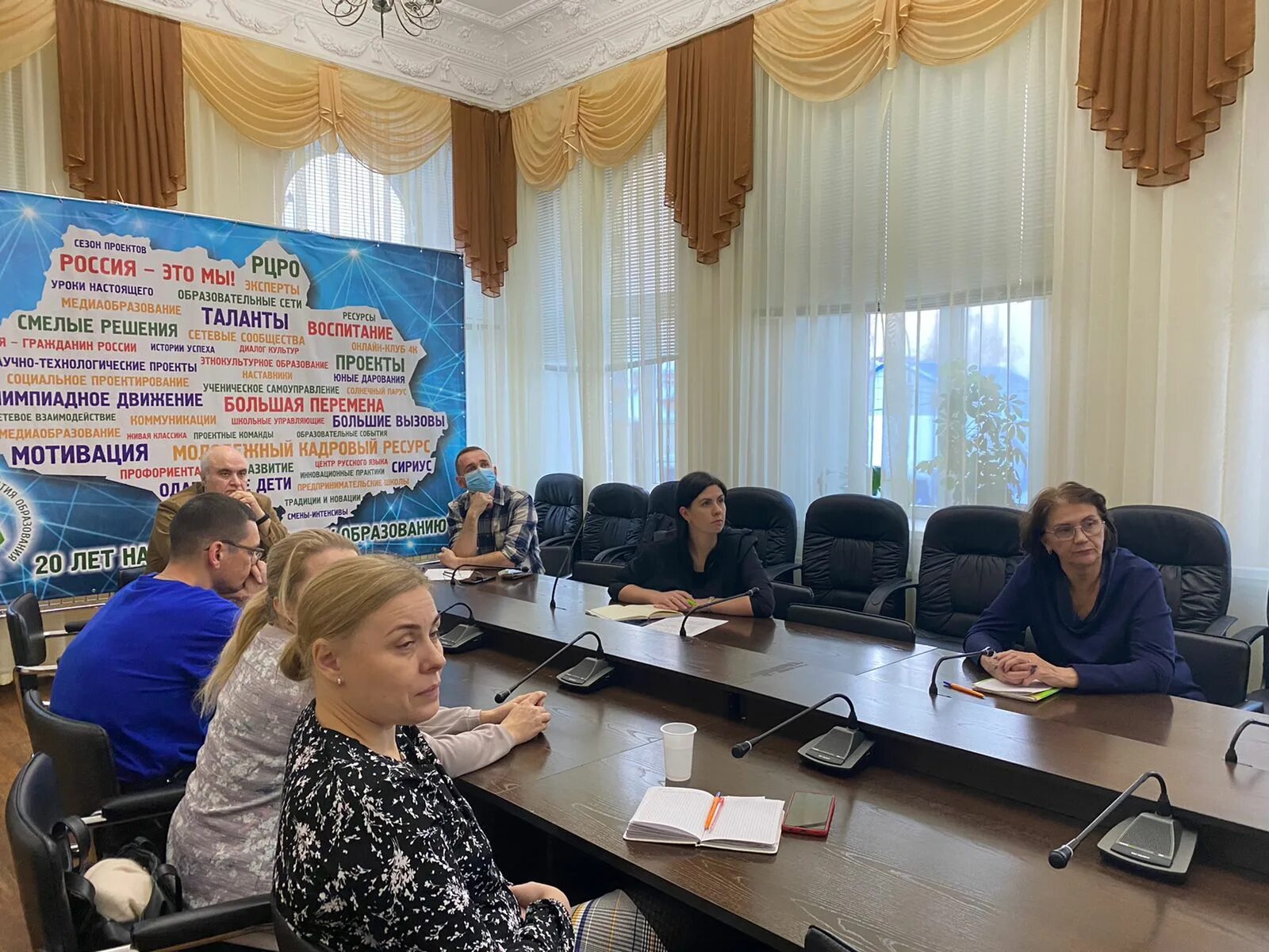 республиканский центр образования. региональный центр образования. учёбе. ладохина лариса васильевна. гоу рк рцо сыктывкар фотографии учителей лозымский центр.