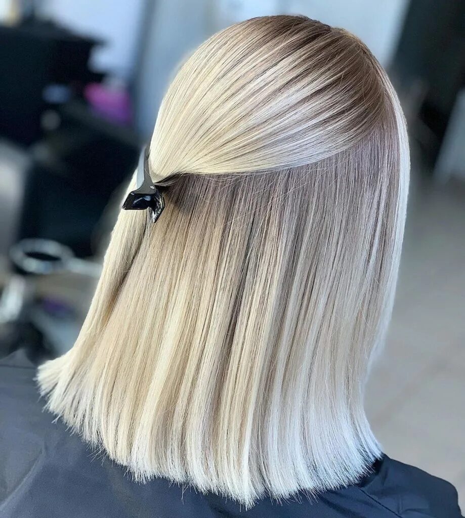 пепельная блондинка. светло русый с мелированием. девушка с мелированием. балаяж для блондинок. блондинка мелирование фото.