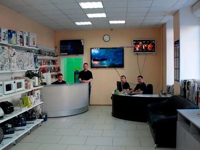 Магазин компьютеров. Компьютерный техник. Магазины бытовой техники в иваново. Компьютерная техника иваново. Компьютер ноутбук.