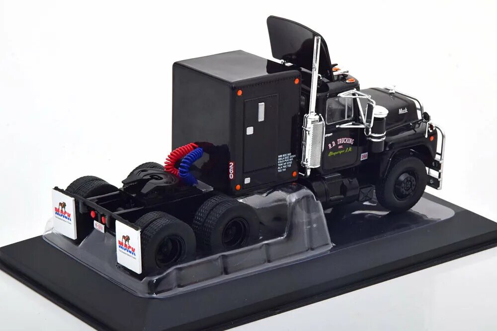 Mack b61 1953 1 43 ixo. 1:43 седельный тягач mack r-series со спальником (из к/ф "конвой") 1978 black. Mack b61 1953. Mack b61 1953 1 43 ixo. Kenworth bullnose ixo.