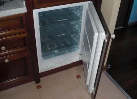 Установка морозильной камеры