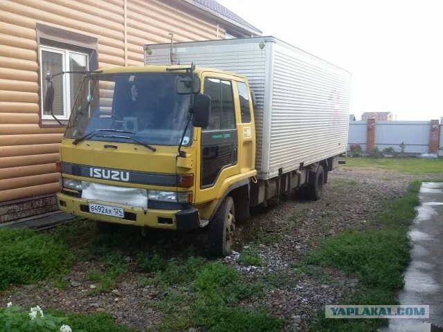 Исузу красноярск. Isuzu рефрижератор 2т. Исузу красноярск. Исузу красноярск. Исудзу форвард 94 год восьмитонник.