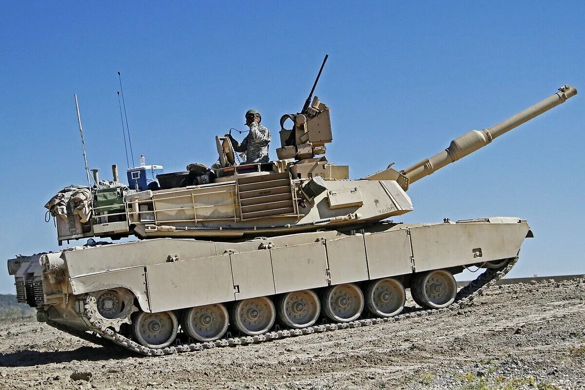 Танк абрамс 1. M1a2 Abrams. Танк m1 Abrams. Танк Абрамс м1а2. Танк Abrams m1a2.