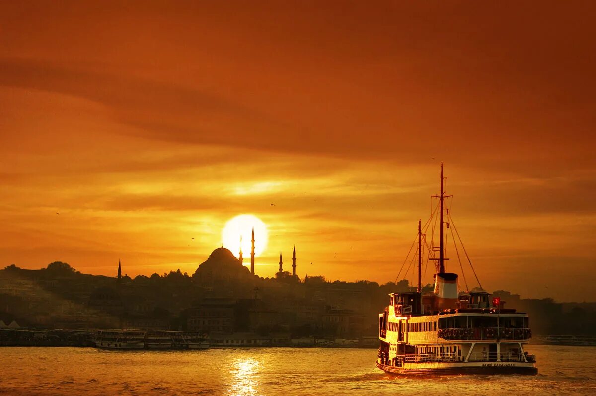 Best turkey. Закат Стамбул Измир. Sunset Стамбул. Турция Девичья башня (г. Стамбул). Стамбул Босфор осень.