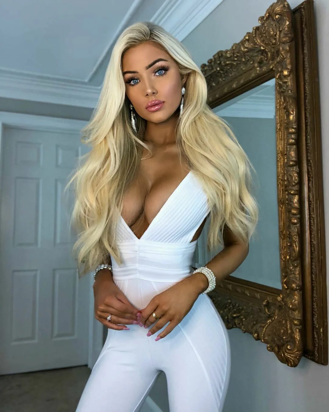 Hot blonde cock. Katerina Rozmajzl. Модель Katerina-Rozmajzl. Модель Georgia Katerina Rozmajzl. Katerina Rozmajzl рост.