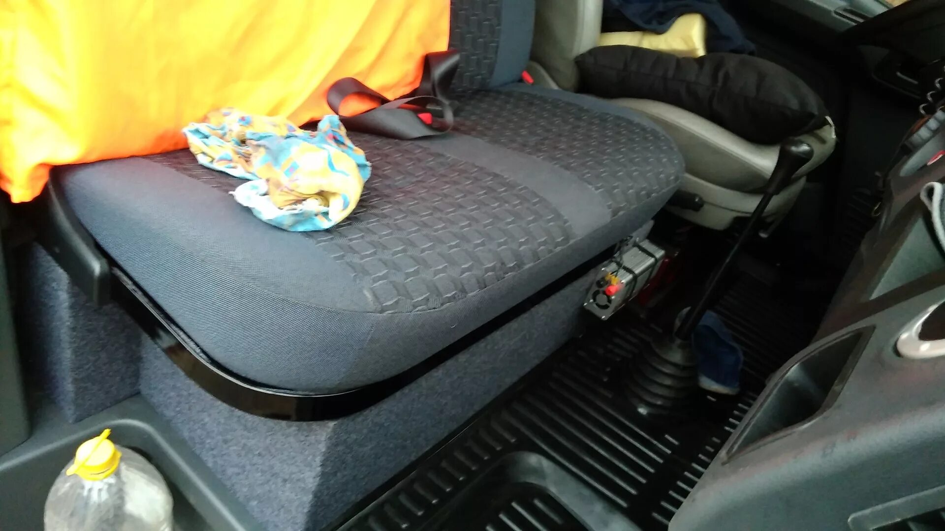 Сидение пассажирское ГАЗ 3302. Ящик под сиденье Газель Некст. Ящик под пассажирское сиденье Газель Некст.