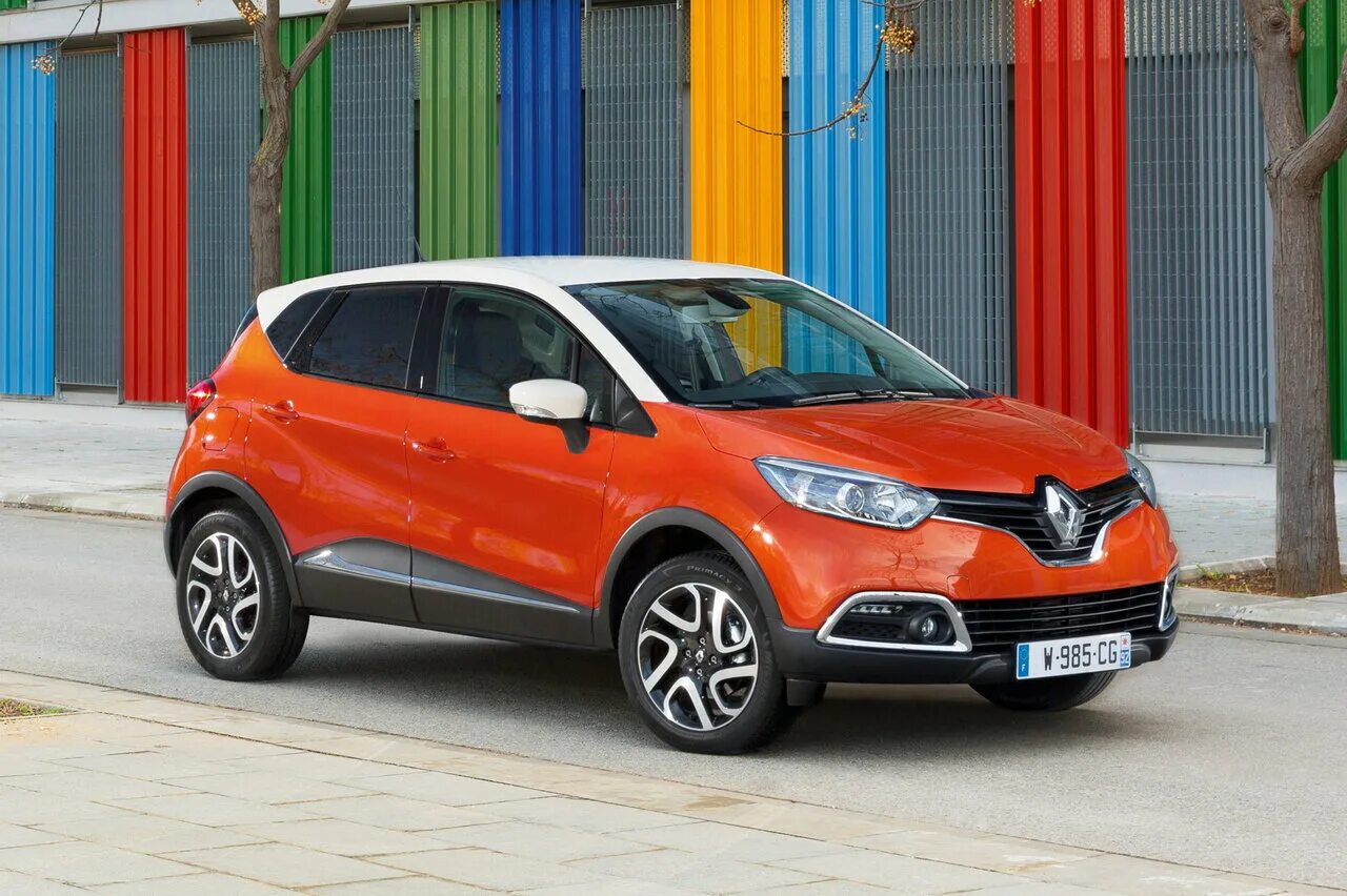 Renault Captur 2013. Рено Каптур 2022. Рено Каптур 1 поколение. Renault Captur 2012-2017. Рено каптур обогрев