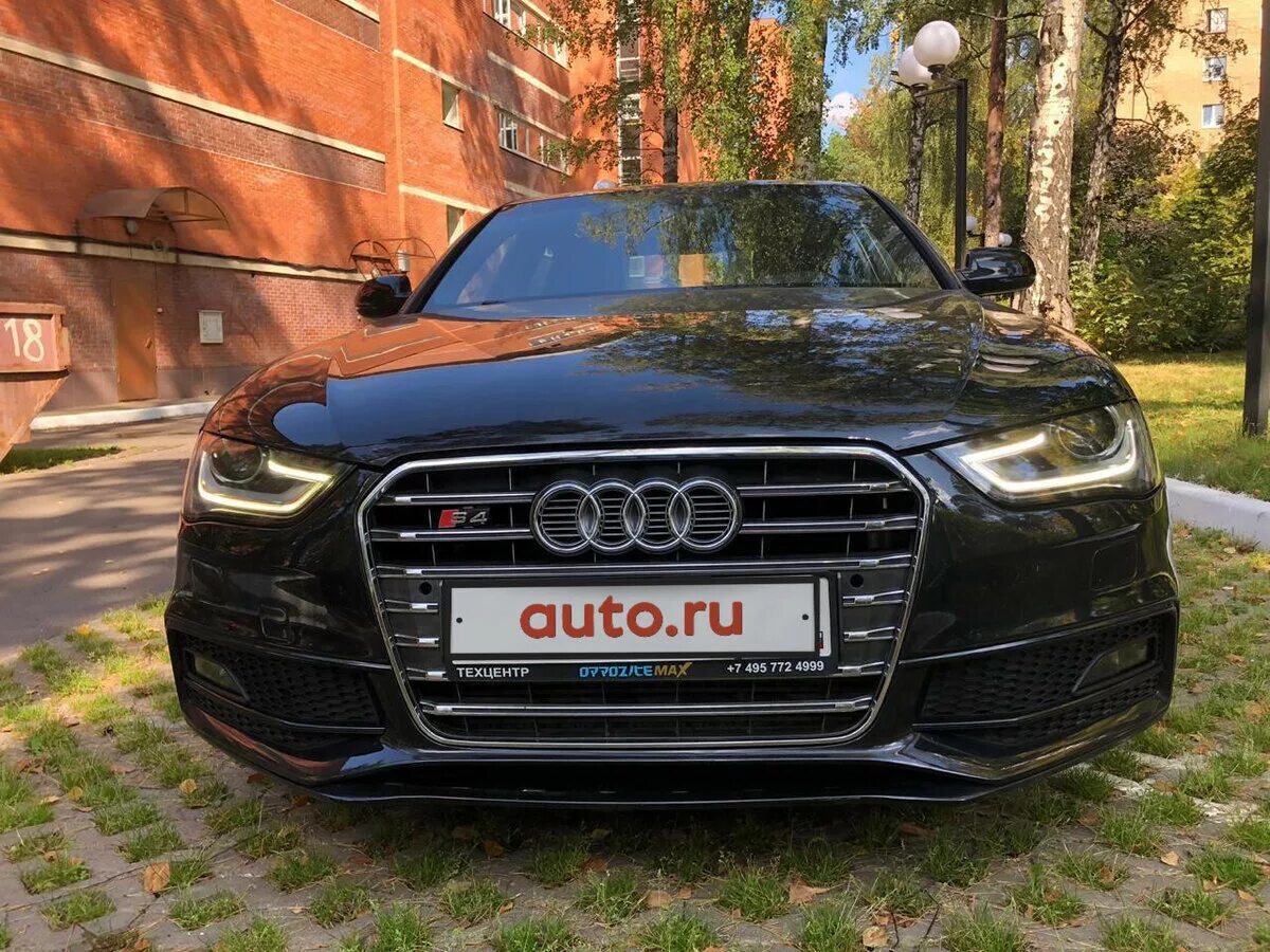 Купить ауди 4 бу. Audi a4 IV. Ауди а4 b8 Рестайлинг. Audi a4 2013. Audi a4 b8 2013.