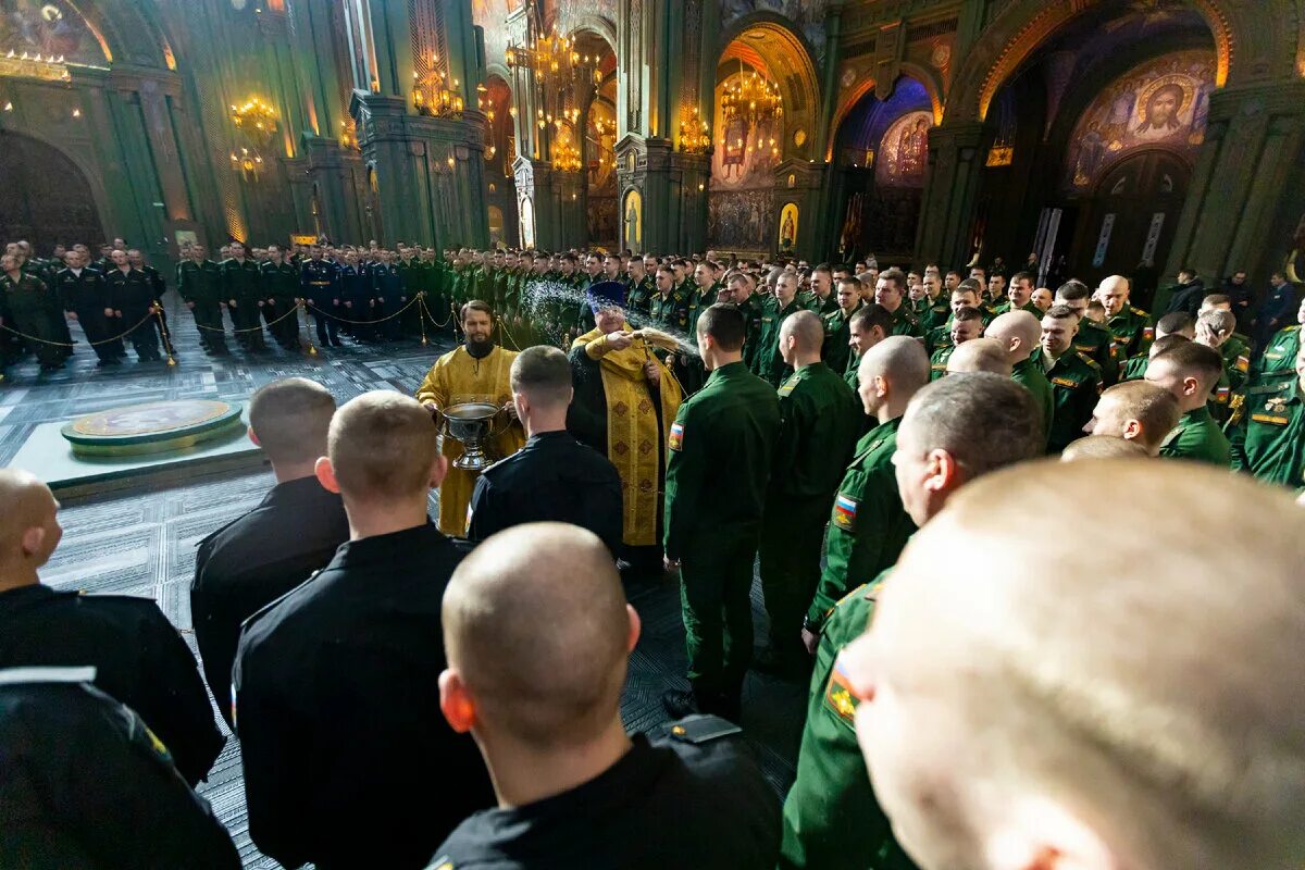 Трансляция молебна в главном храме вооруженных сил. Трансляция молебна в главном храме вооруженных сил