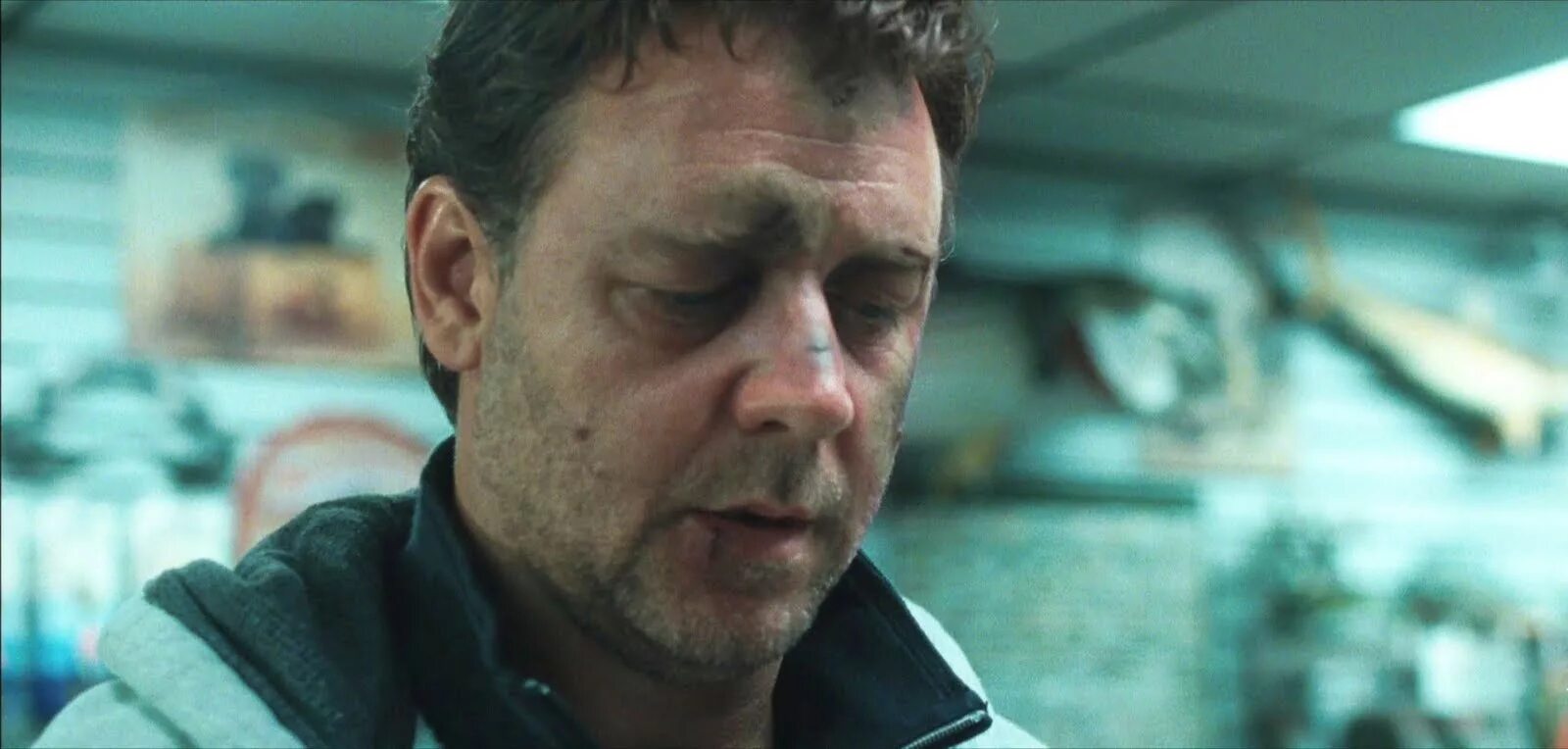 Рассел кроу три дня на побег. Три дня на побег фильм 2010. Три часа на побег (2010). Три дня на побег фильм 2010. Три дня на побег большое кино тнт.