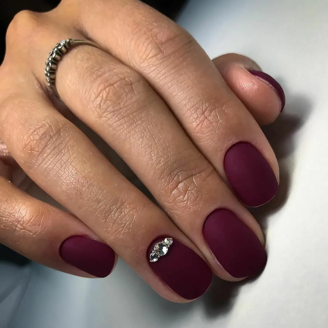 Маникюр 2024 на короткие матовый Pin by Елена Лебедева on ноготки Nails, Purple nails, Manicure