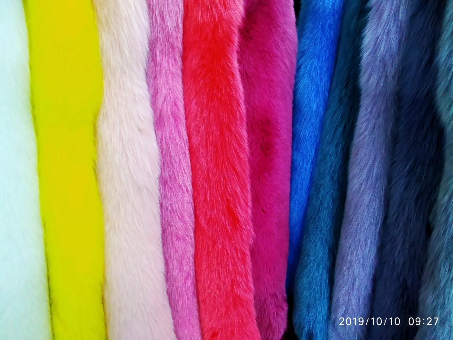 Цветные шубки. Цветной мех. Шуба из цветного меха. Цветная шуба. Цветной мех.