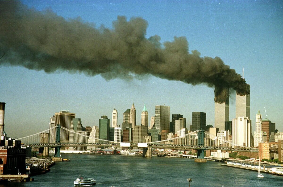 Небоскребы 2001. Башни-Близнецы 11 сентября 2001. ВТЦ Нью-Йорк 2001. Взрыв башен близнецов 11 сентября 2001.